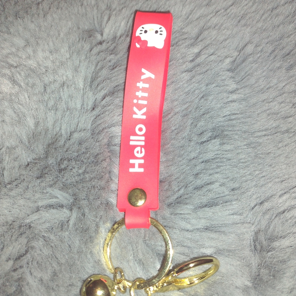 Hello Kitty Red Keychain. - Picture 3 of 4